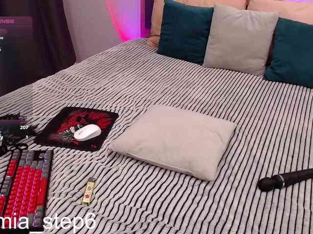 erotic roleplay chatroom Mia-Stap