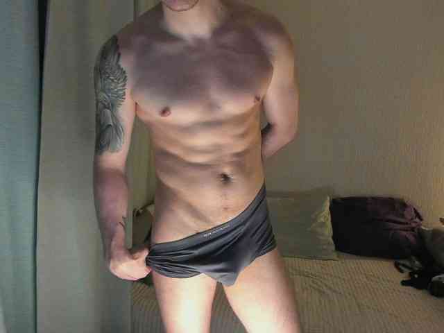 AlexPolo Sex Cam Show