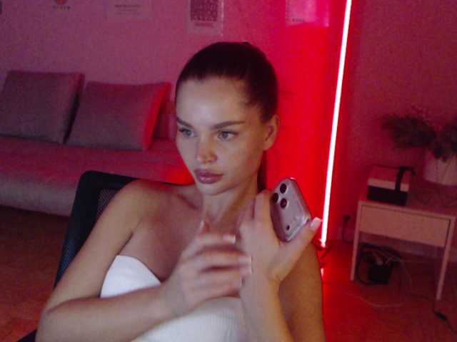 MikaelaBanes