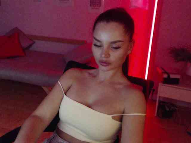 MikaelaBanes - Girl 