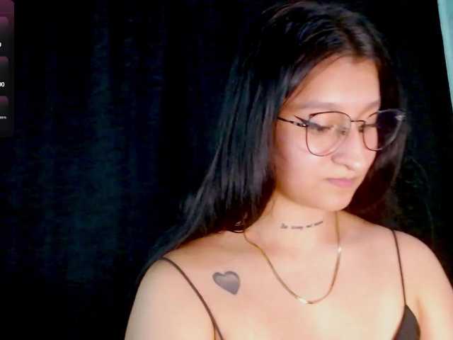 Evah-lee live cam on BongaCams