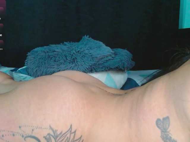 evah-lee live sex show
