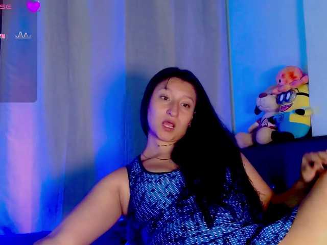 Evah-lee live cam on BongaCams