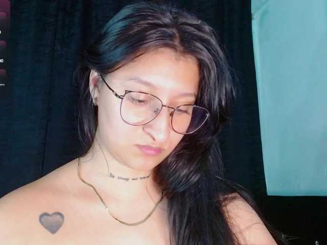 Evah-lee live cam on BongaCams