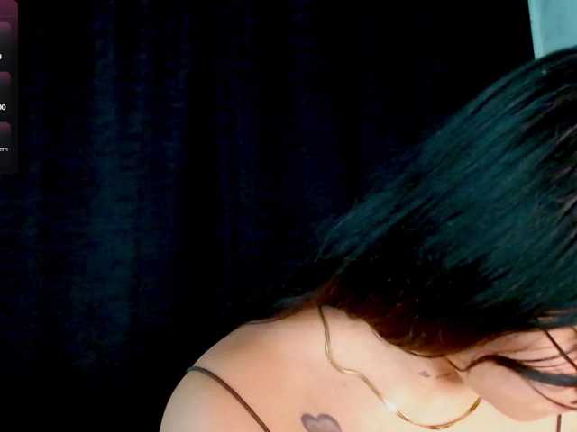 Evah-lee live cam on BongaCams