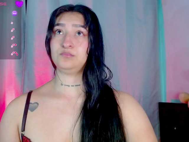 Evah-lee live cam on BongaCams