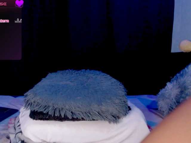Evah-lee, live now on BongaCams