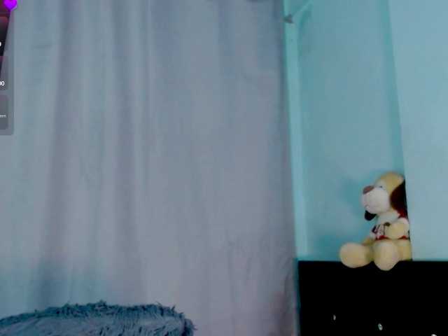 Evah-lee live cam on BongaCams