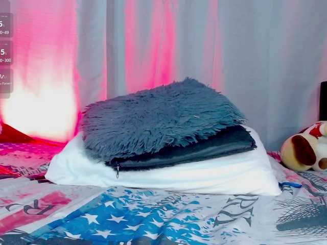 Evah-lee live webcam show