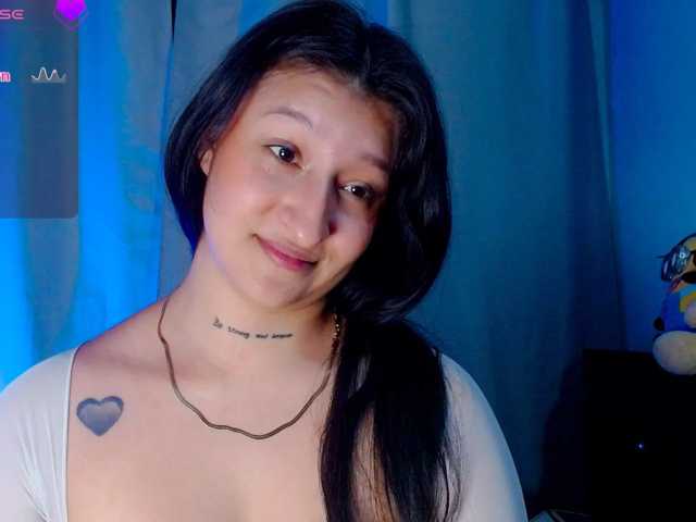 Evah-lee live cam on BongaCams
