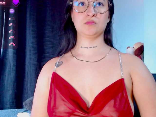 Evah-lee live cam on BongaCams