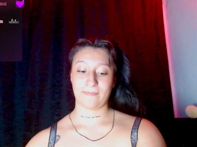 Evah-lee live cam on BongaCams