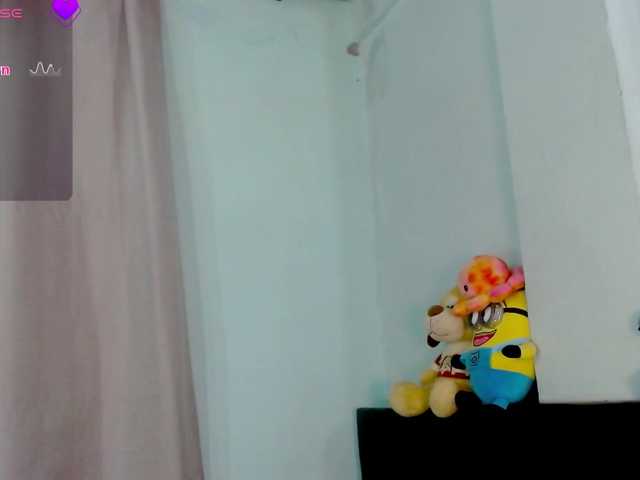 Evah-lee live cam on BongaCams