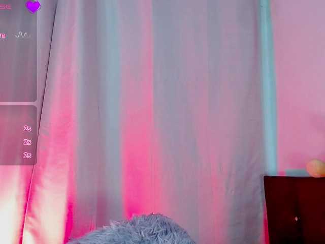 Evah-lee live cam on BongaCams