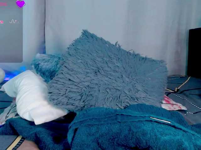 Evah-lee live cam on BongaCams