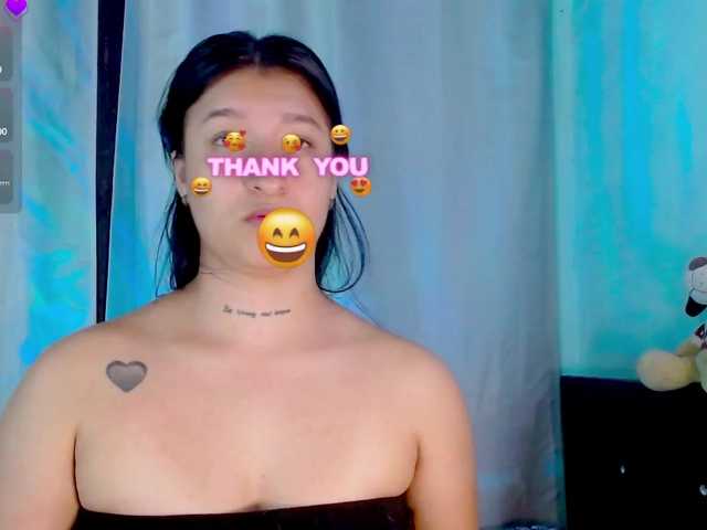 Evah-lee live cam on BongaCams