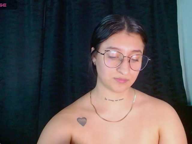 Evah-lee live cam on BongaCams