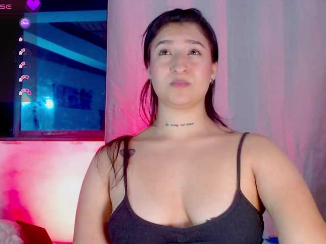 Evah-lee live cam on BongaCams