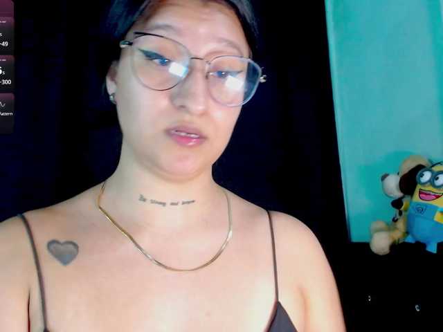 Evah-lee live cam on BongaCams