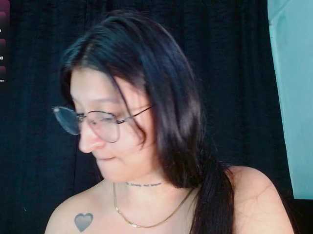 Evah-lee live webcam show