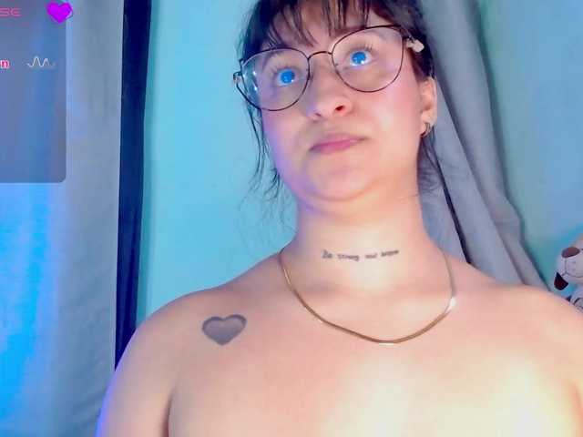 Evah-lee live cam preview