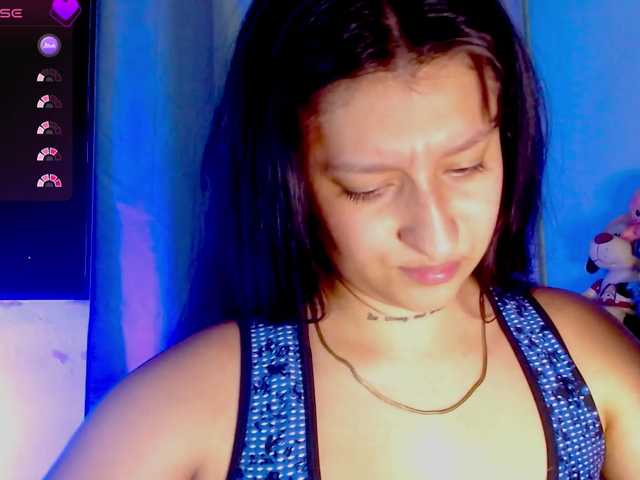 Evah-lee live cam on BongaCams