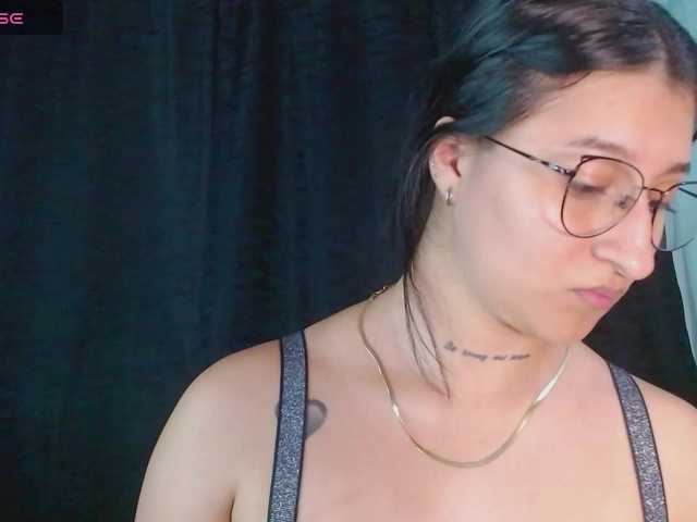 Evah-lee live cam on UnifiedCams