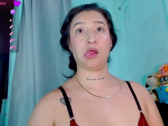 Evah-lee live cam on BongaCams