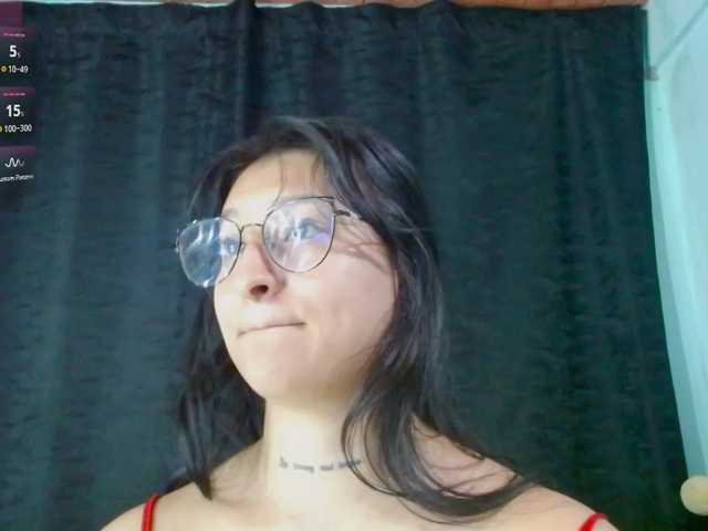 Evah-lee live cam on BongaCams
