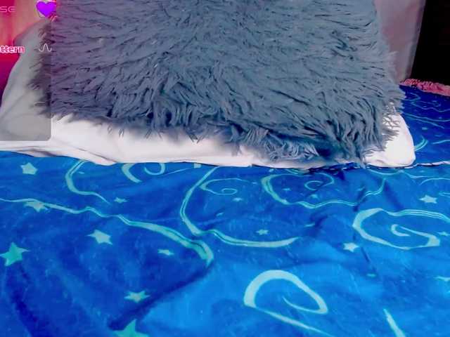 Evah-lee live cam on BongaCams
