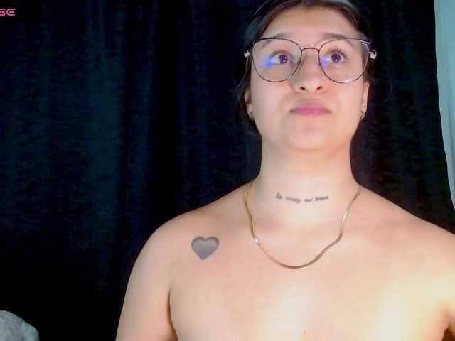 Evah-lee live cam on BongaCams