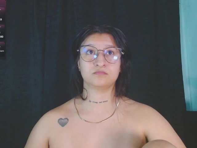 Evah-lee live cam on BongaCams