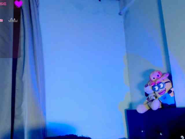 Evah-lee's webcam live show