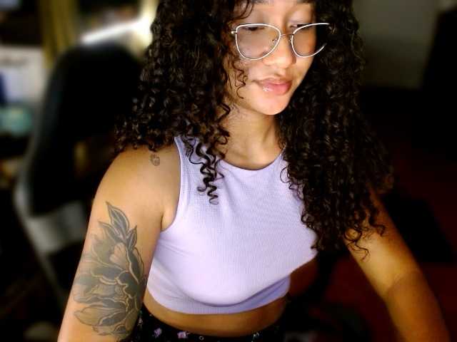 clitia-xx's BongaCams show and profile