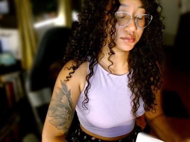 clitia-xx's BongaCams show and profile