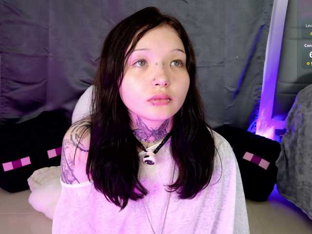 Leinbone live cam on BongaCams