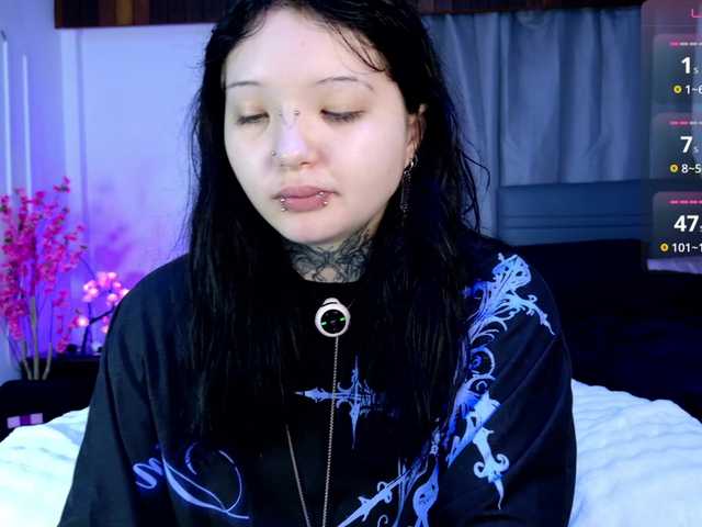 Leinbone live cam on BongaCams
