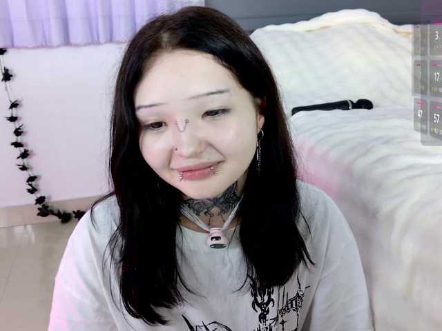 Leinbone live cam on BongaCams