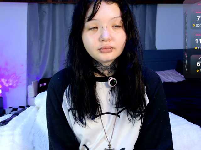 Leinbone live cam on BongaCams