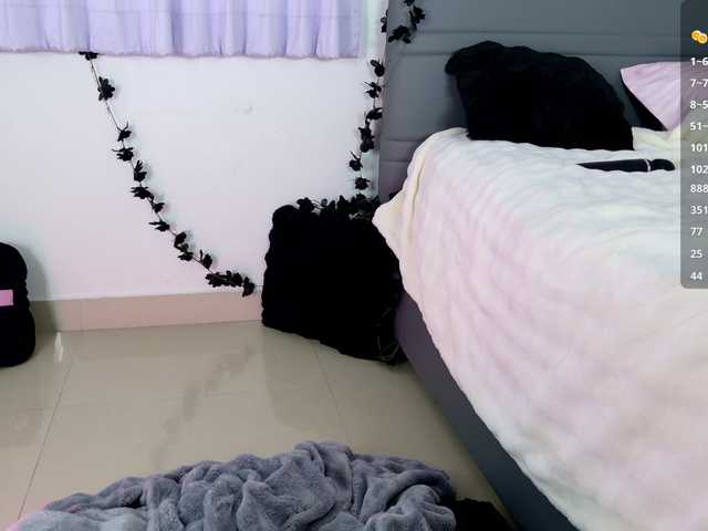 Leinbone live cam on BongaCams