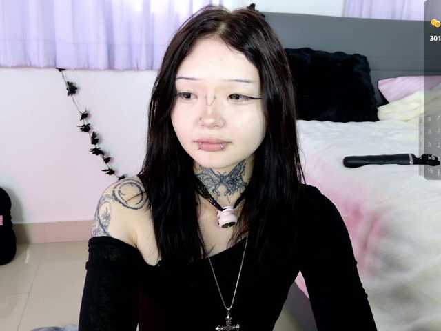 Leinbone live cam on BongaCams