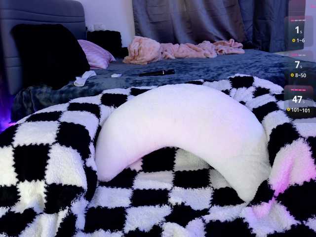 Leinbone live cam on BongaCams