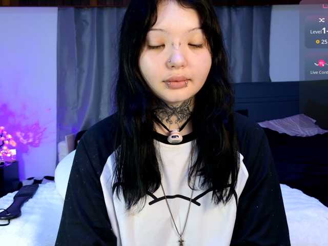 Leinbone live cam on BongaCams