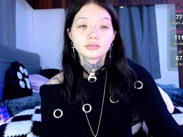 Leinbone live cam on BongaCams