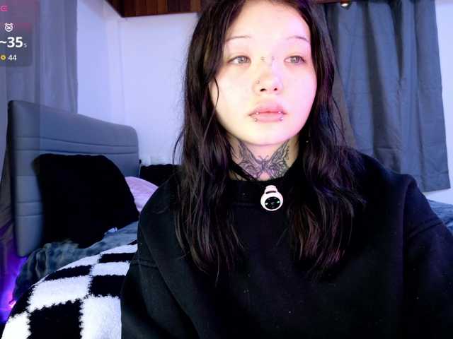 Leinbone live cam on BongaCams