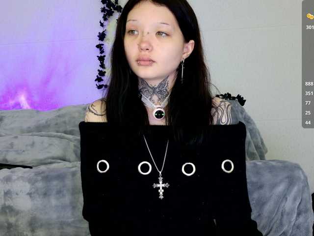 Leinbone live cam on BongaCams