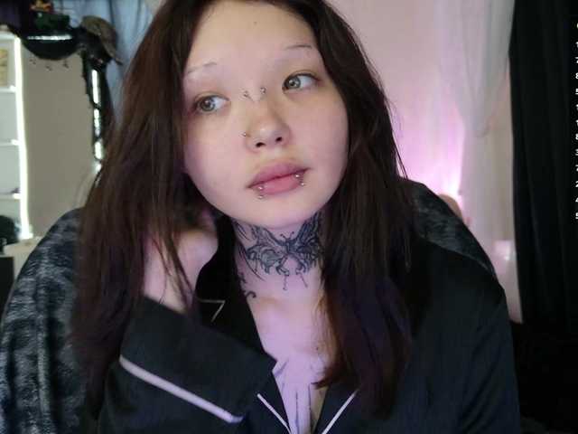 Leinbone live cam on BongaCams