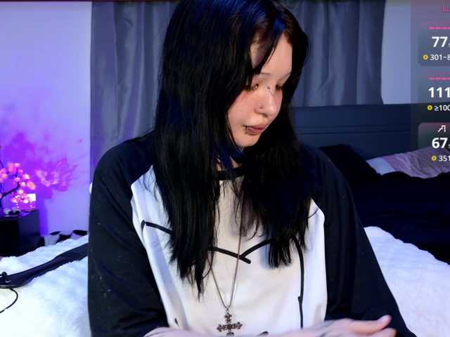 Leinbone live cam on BongaCams