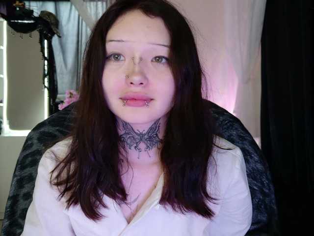 Leinbone live cam on BongaCams