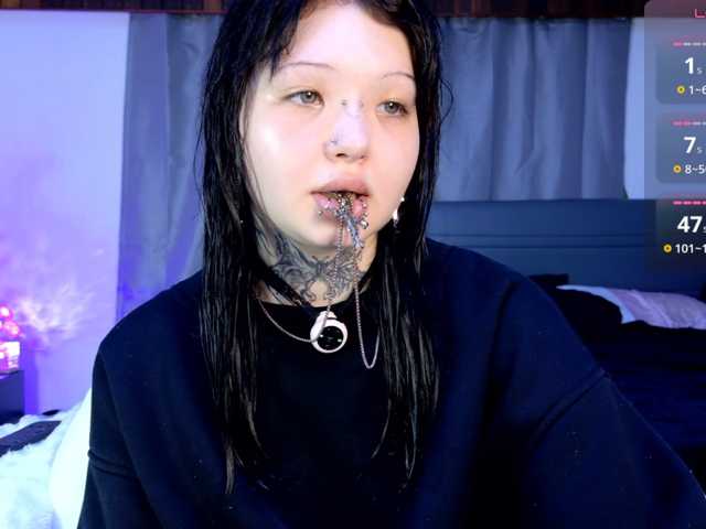 Leinbone live cam on BongaCams